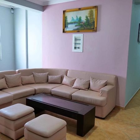 Hotel Erdano Саранда Екстер'єр фото