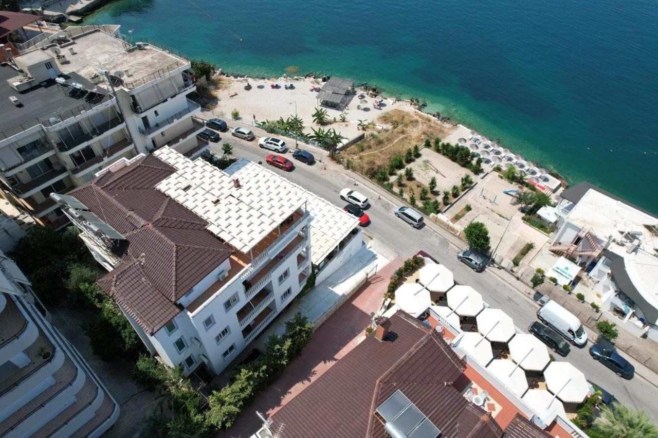Hotel Erdano Саранда Екстер'єр фото