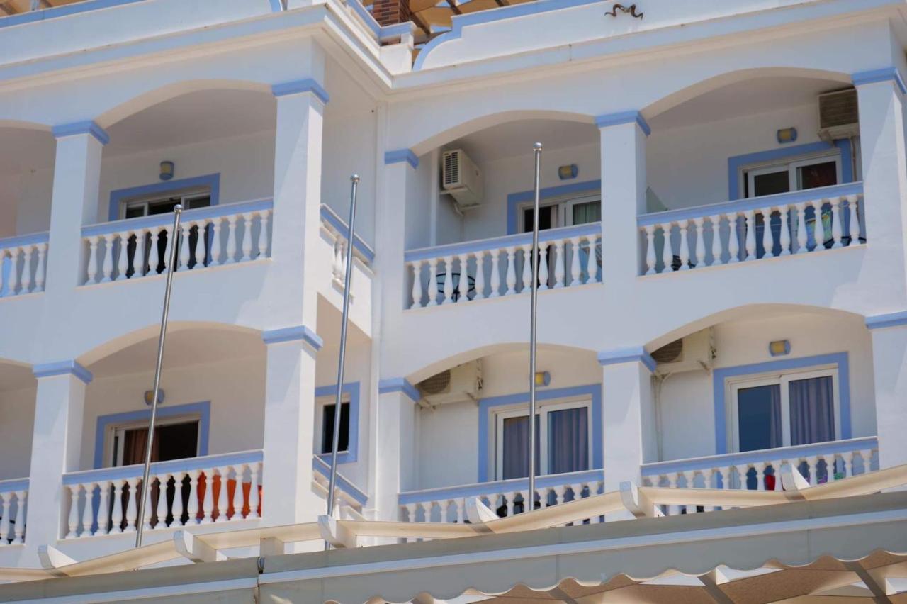 Hotel Erdano Саранда Екстер'єр фото