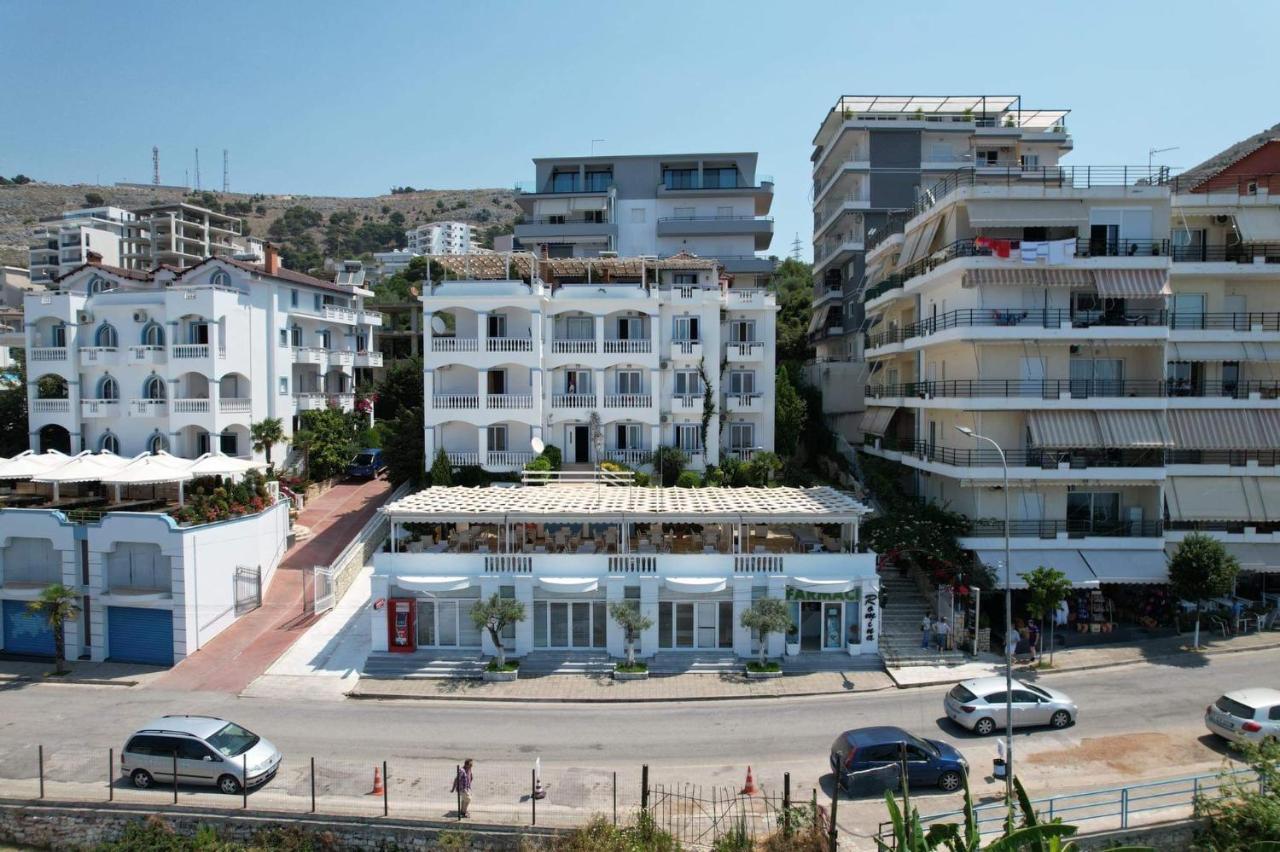 Hotel Erdano Саранда Екстер'єр фото